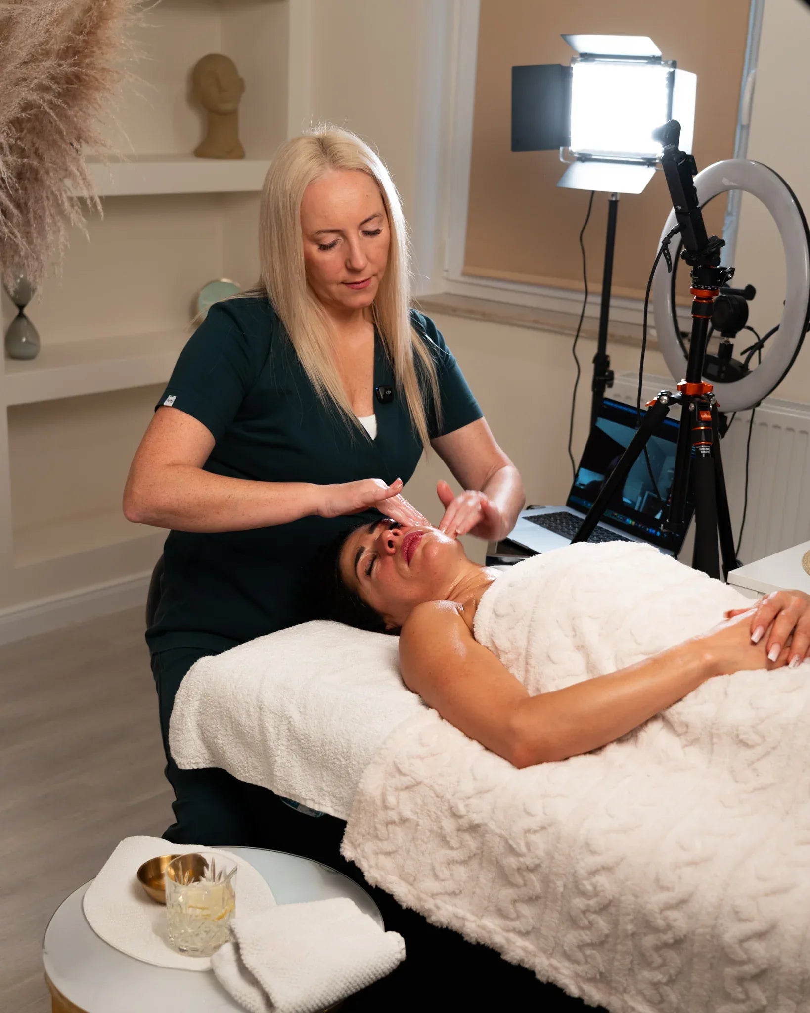 Online-Schulung Japanische Gesischtsmassage - Facefitness